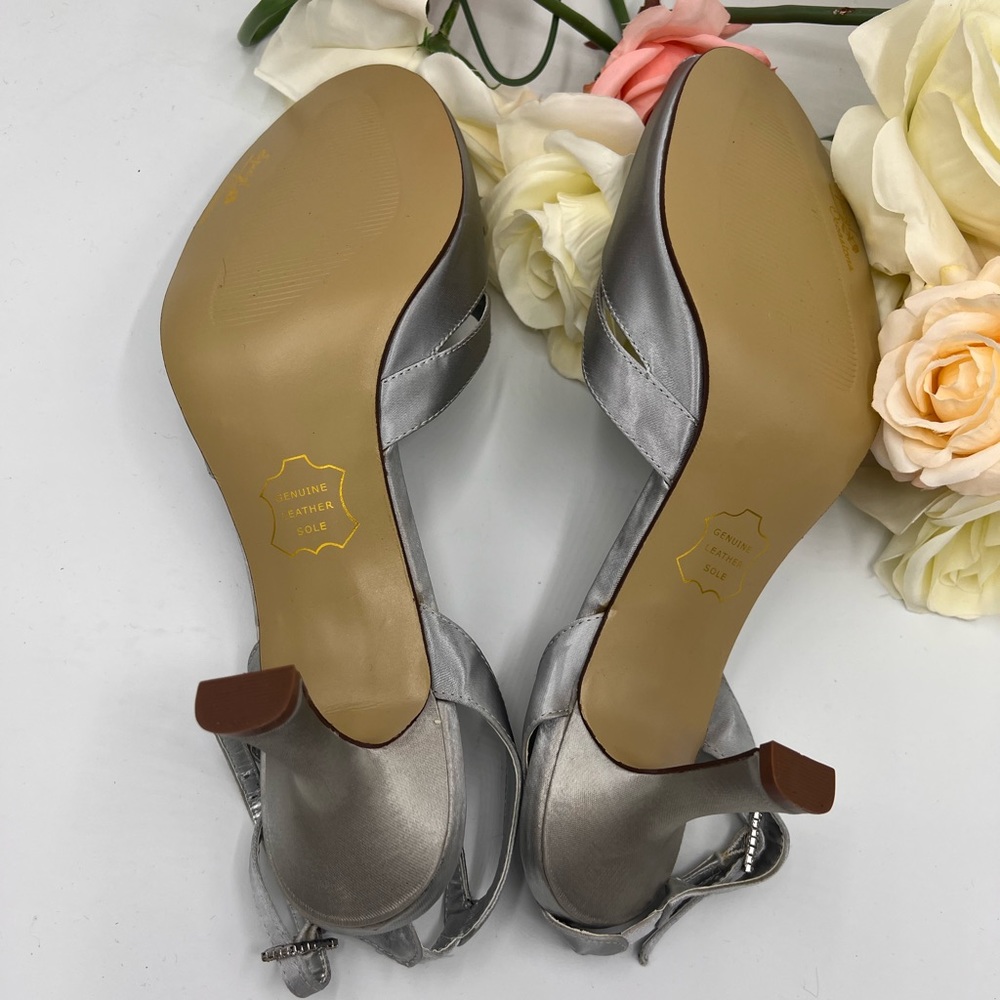 Silver medium heels - Picture 2 of 8